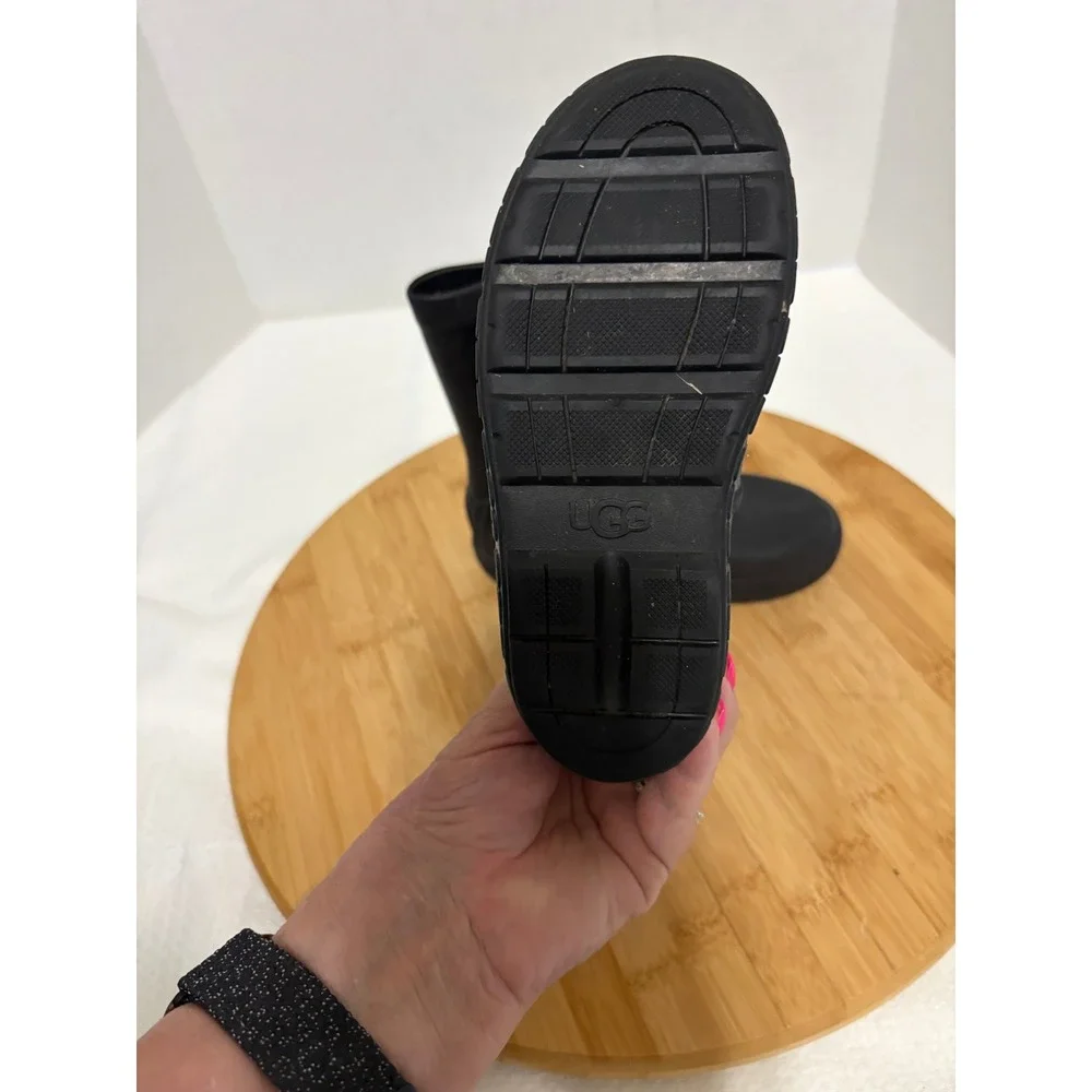 UGG Kids Drizlita Black Waterproof Rubber Rain Boots Cutout Handles Matte